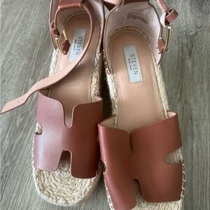 Steve Madden Brown Espadrille wedges Size 8.5